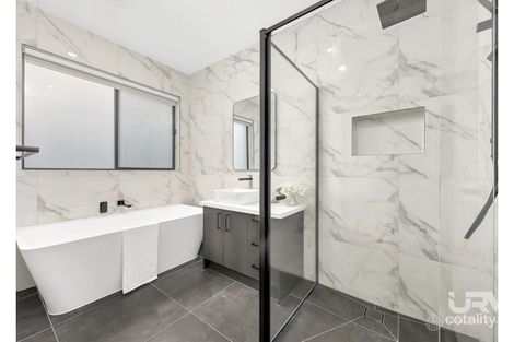 Property photo of 25 Basalt Street Donnybrook VIC 3064