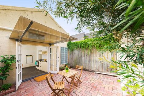 Property photo of 51 Macarthur Place South Carlton VIC 3053