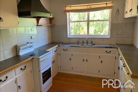 Property photo of 37 Neilpo Street Dareton NSW 2717