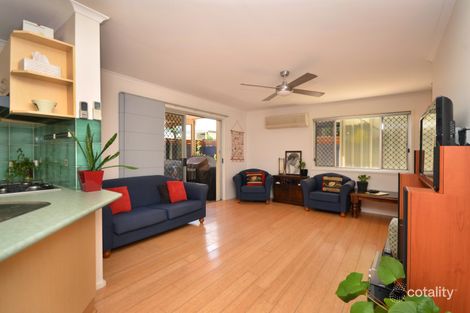 2/61 SUNSHINE PDE, MIAMI, QLD 4220