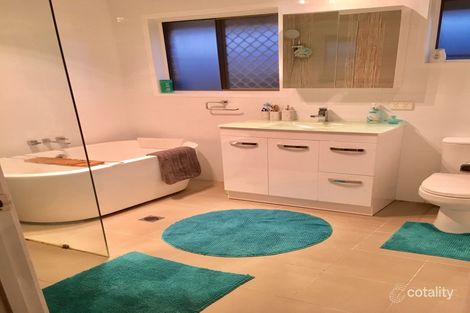 Property photo of 2/8 Shearwater Parade Tweed Heads NSW 2485