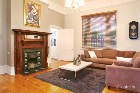 Property photo of 17 Gladstone Street Windsor VIC 3181