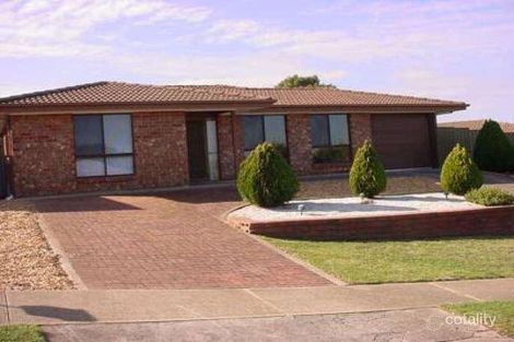 9 Lyons Cct, Trott Park, SA 5158