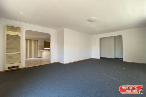 Property photo of 52 Willslie Crescent Berwick VIC 3806