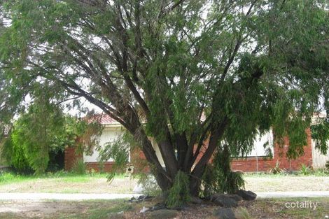 8 Kurung Dr, Kings Park, VIC 3021