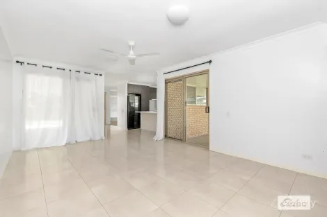 Property photo of 40 Crinum Crescent Emerald QLD 4720