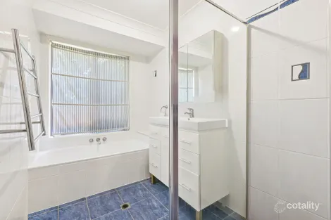 Property photo of 9 Darnay Road Broadbeach Waters QLD 4218