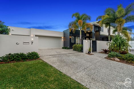Property photo of 7 Buoy Court Birtinya QLD 4575