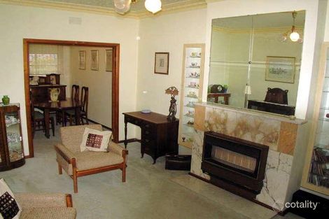 Property photo of 160 Beavers Road Northcote VIC 3070