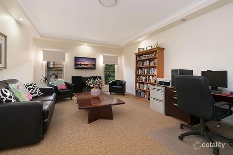 Property photo of 5 Bega Place Parrearra QLD 4575