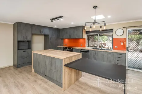 93 Nitschke Rd, Mount Barker Junction, SA 5251