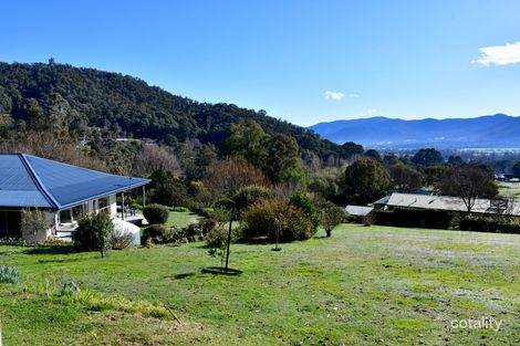 19 Highland Ct, Tawonga South, VIC 3698