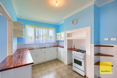 Property photo of 1 Carbine Street Orana WA 6330