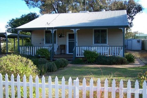 11 William St, York, WA 6302
