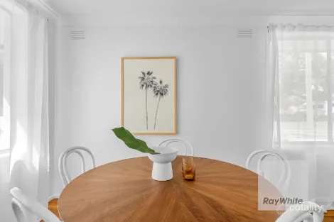 Property photo of 40 Flannery Avenue Bundoora VIC 3083