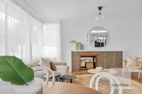 Property photo of 40 Flannery Avenue Bundoora VIC 3083