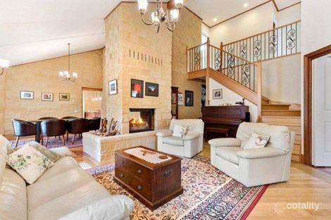 Property photo of 5 Sirius Court Yallambie VIC 3085