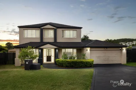 Property photo of 6 Winchcombe Court Carindale QLD 4152