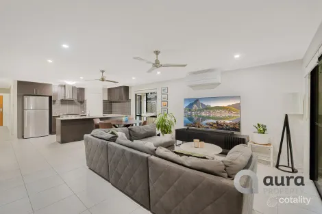 Property photo of 19 Ruby Crescent Meridan Plains QLD 4551