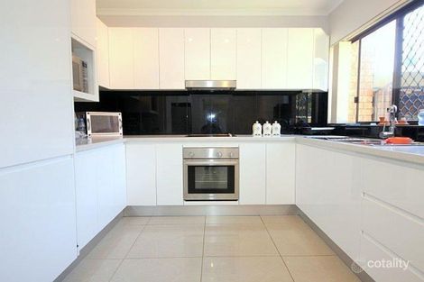 Property photo of 4/18 Chiswick Road Greenacre NSW 2190