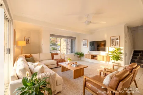 1/11 Cupania Pl, Elanora, QLD 4221