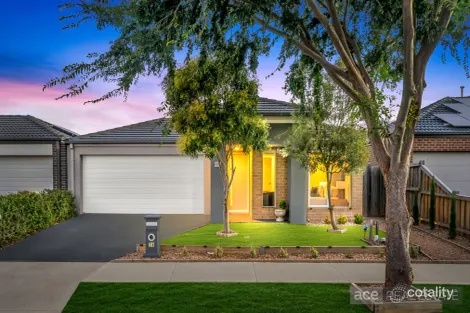 26 Hollington Dr, Mickleham, VIC 3064