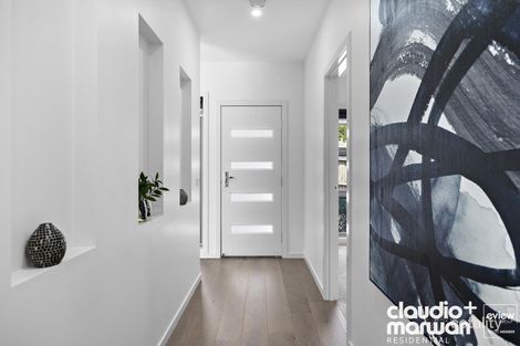 Property photo of 3/30 Cornwall Road Pascoe Vale VIC 3044