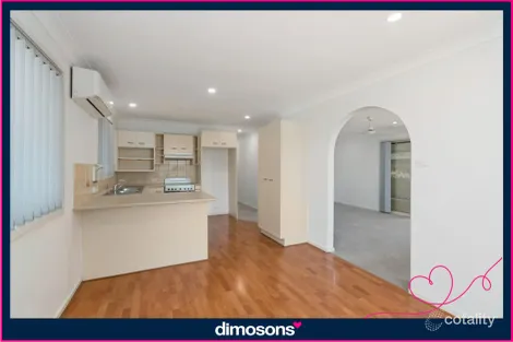 Property photo of 14 Mayfield Circuit Albion Park NSW 2527