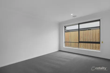 Property photo of 10 Burnnett Court Longwarry VIC 3816