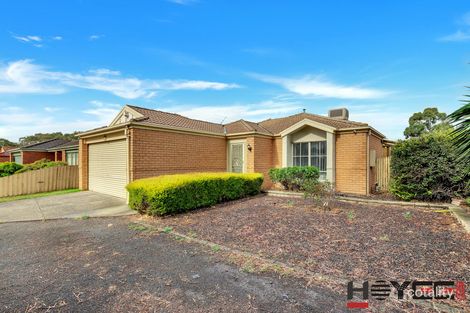 Property photo of 4 Caulfield Crescent Roxburgh Park VIC 3064