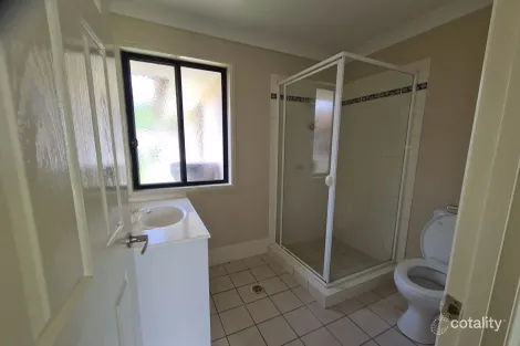 Property photo of 98 Serafina Drive Helensvale QLD 4212