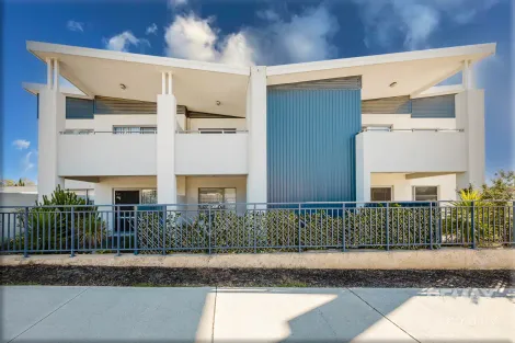 2/2 Royston Link, Butler, WA 6036
