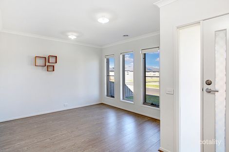 Property photo of 4 Endurance Way Point Cook VIC 3030