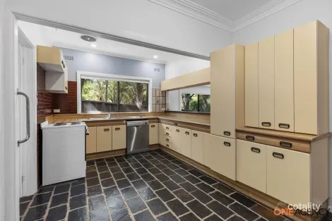 Property photo of 22 Highview Crescent Oyster Bay NSW 2225