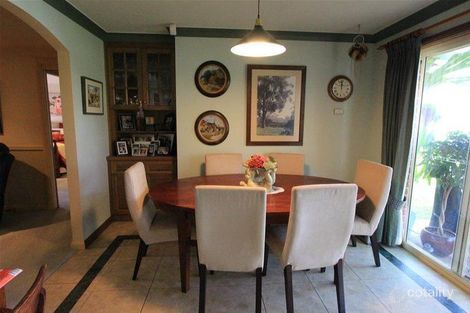 Property photo of 2/9 Kimberley Drive Tatton NSW 2650