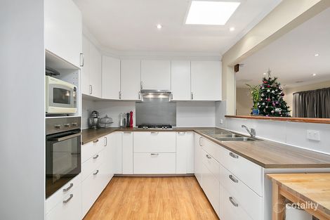 Property photo of 15 Korumburra Close Norlane VIC 3214