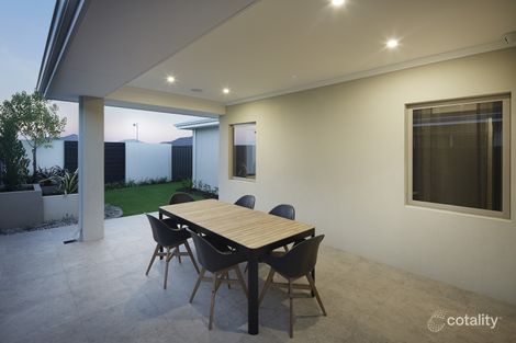 27 Oakleigh Pass, Harrisdale, WA 6112