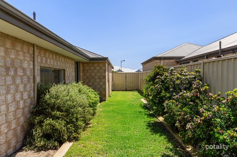 Property photo of 11 Addingham Boulevard Madora Bay WA 6210