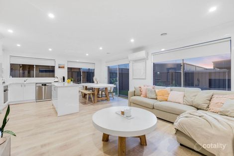 Property photo of 14 Naso Place Clyde North VIC 3978