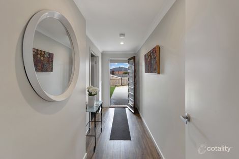 Property photo of 21 Royal Court Warrnambool VIC 3280
