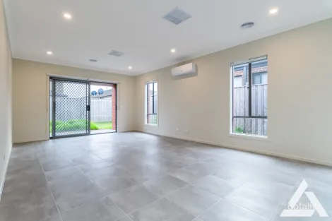 7 Acacia St, Officer, VIC 3809