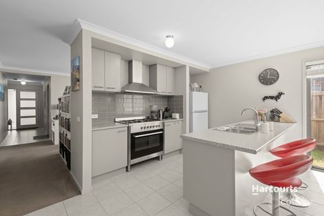 Property photo of 32 Jersey Crescent Officer VIC 3809