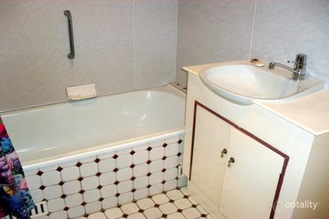 Property photo of 17 Narara Crescent Narara NSW 2250