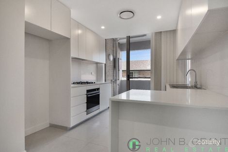 Property photo of 104/35 Waldron Road Sefton NSW 2162