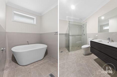 Property photo of 2/27 Grassmere Way Port Macquarie NSW 2444