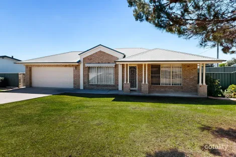 12 Collins St, Merriwa, NSW 2329