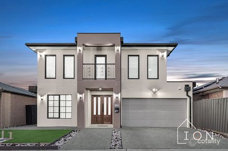 8 Rainwater Dr, Lyndhurst, VIC 3975