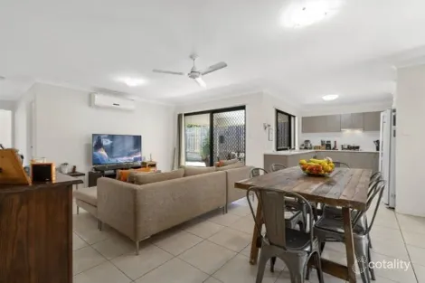 Property photo of 17 Toby Close Kallangur QLD 4503