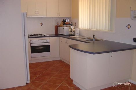 Property photo of 76 Buckingham Street Amaroo ACT 2914