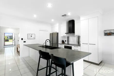 Property photo of 24 Earl St Vincent Circuit Eli Waters QLD 4655